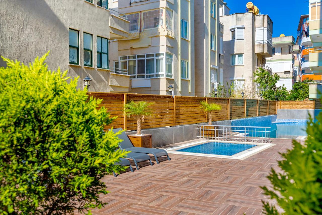 Royalisa City Apart Hotel Alanya Esterno foto