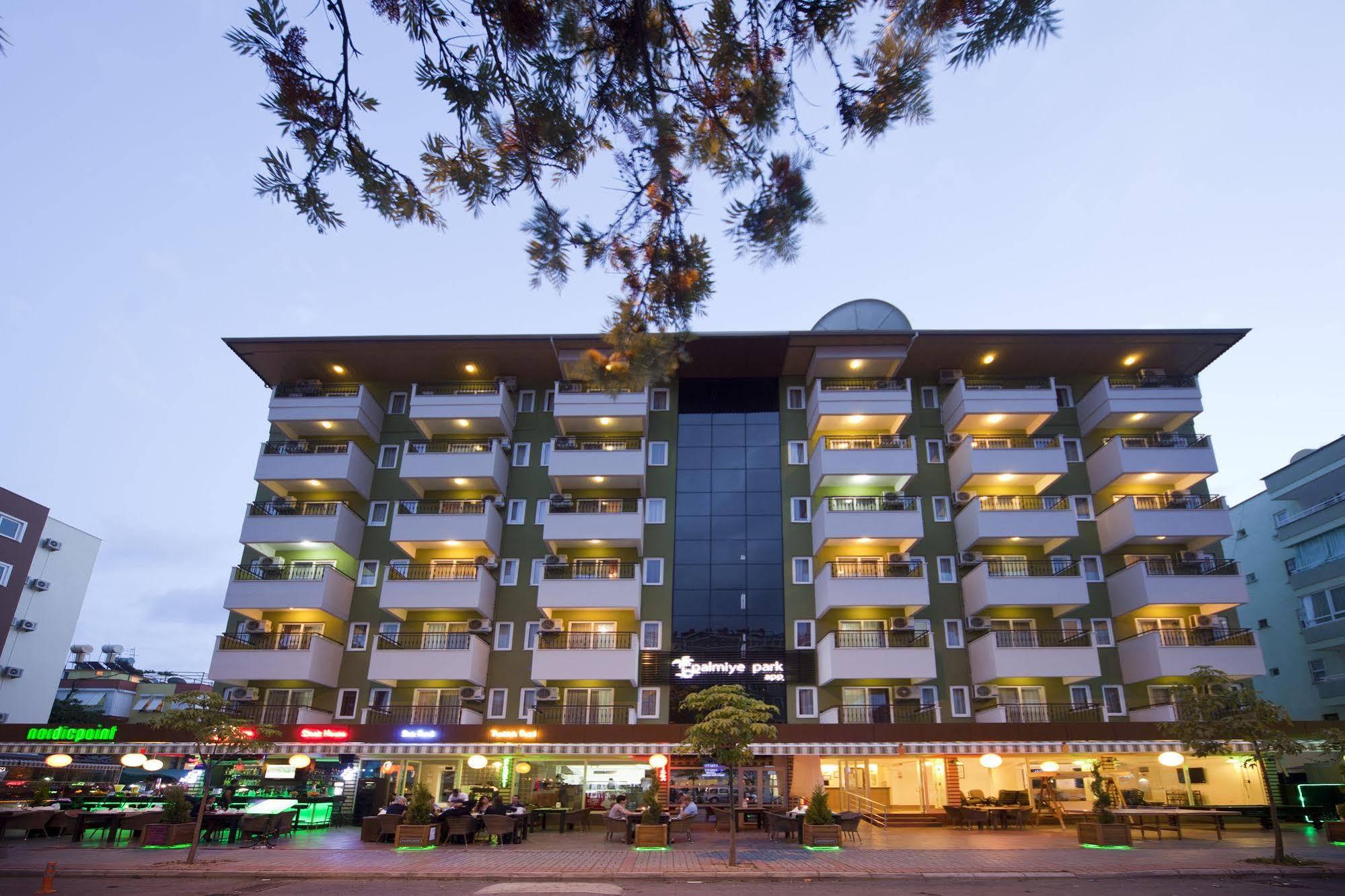 Royalisa City Apart Hotel Alanya Esterno foto